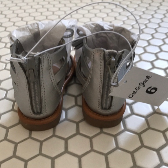 NIB Cat & Jack toddler silver sandals with tassels - Picture 2 of 6
